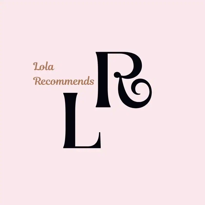 logo for "Lola Recommends.